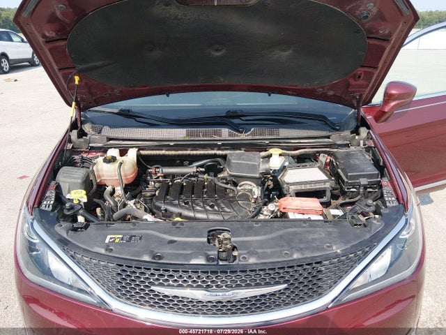 2017 CHRYSLER PACIFICA TOURING-L 10