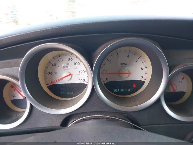 2005 Dodge MAGNUM SE 照片 7