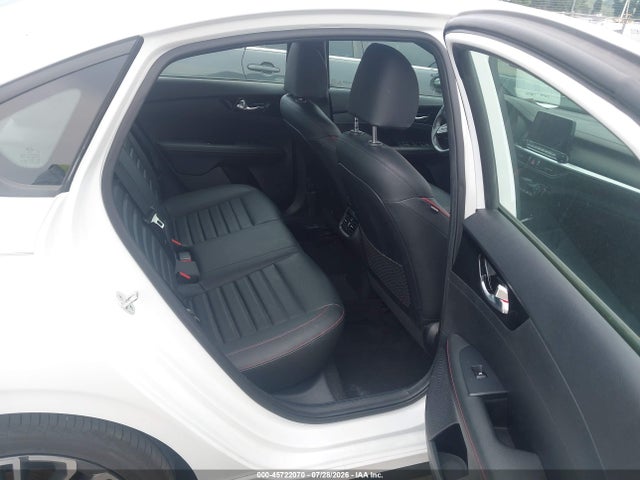 صورة 8 لـ 2020 KIA FORTE GT