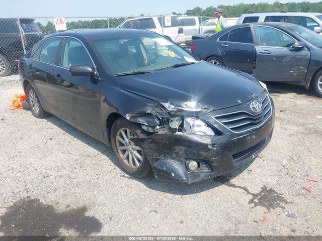 2010 TOYOTA CAMRY XLE V6