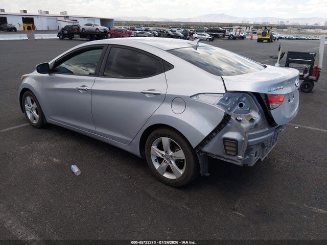 صورة 3 لـ 2013 Hyundai ELANTRA GLS