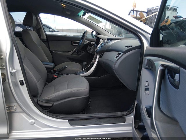 صورة 5 لـ 2013 Hyundai ELANTRA GLS