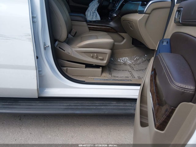 2019 CHEVROLET TAHOE LT 5