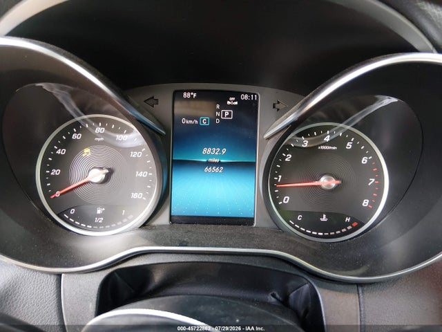 2019 MERCEDES-BENZ C 300 7