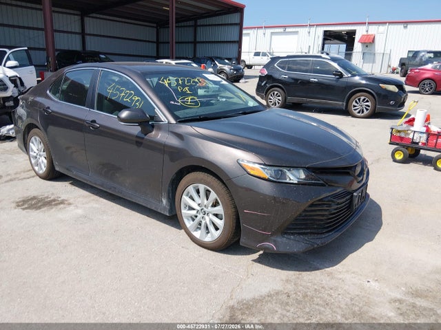 2019 TOYOTA CAMRY LE