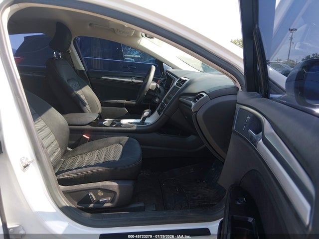 2016 FORD FUSION SE 照片 5