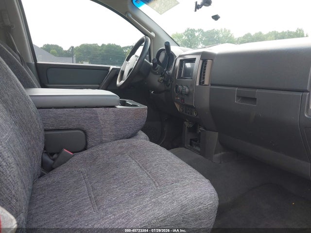 صورة 5 لـ 2005 Nissan TITAN XE