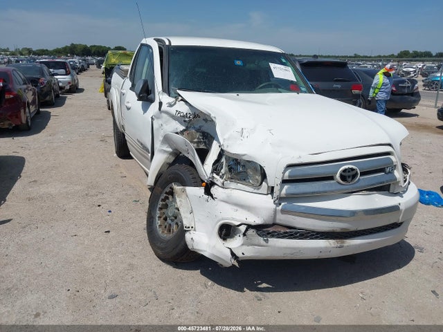 2005 TOYOTA TUNDRA SR5 V8