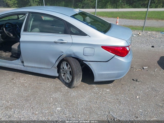 2012 Hyundai SONATA GLS — фото 6