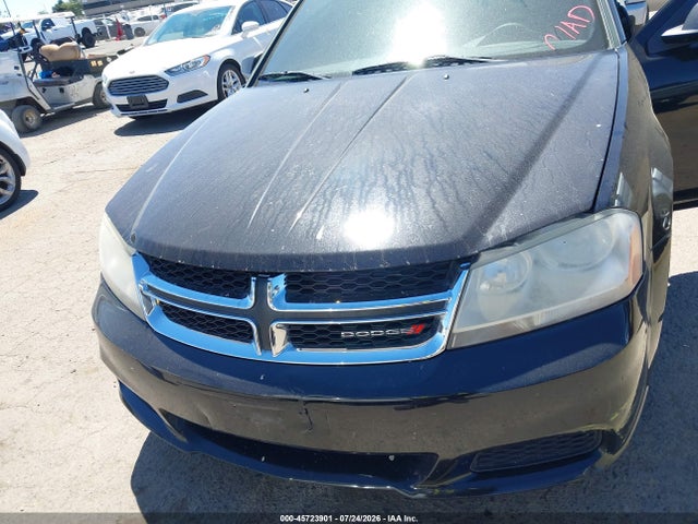 2013 Dodge AVENGER SE photo 6