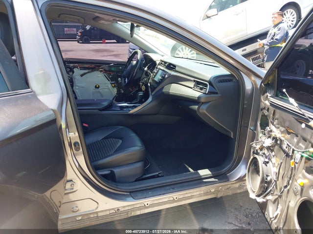 2019 TOYOTA CAMRY SE 5