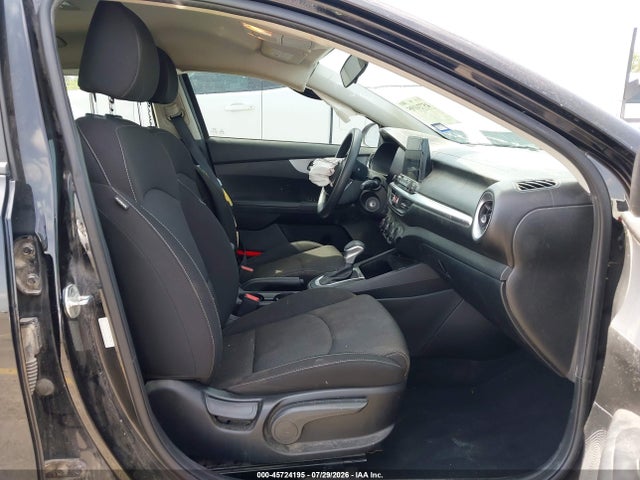 2023 KIA FORTE LXS 5