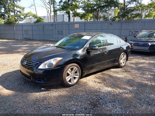2012 Nissan ALTIMA 3.5 SR — фото 2