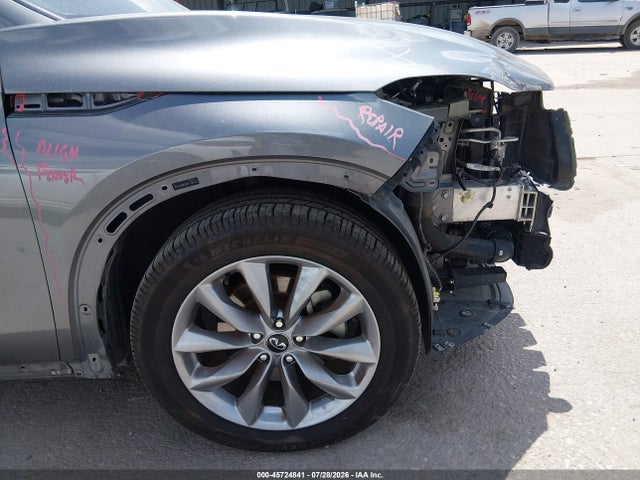 2019 INFINITI QX50 LUXE 18
