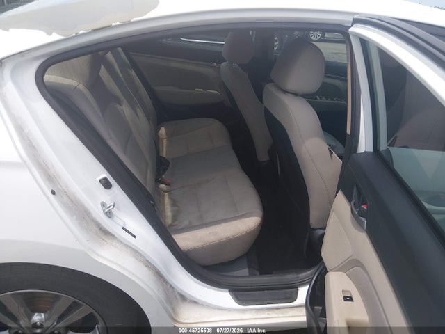 2017 Hyundai ELANTRA SE 照片 8