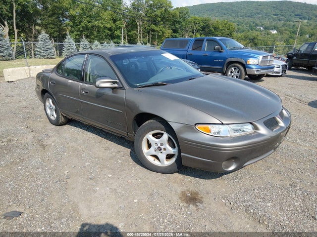 2001 PONTIAC GRAND PRIX SE