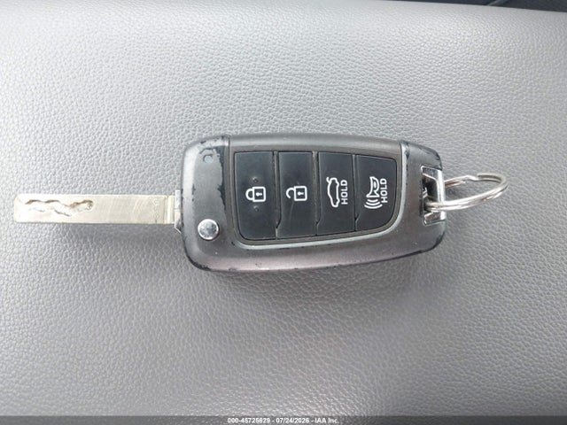 2021 HYUNDAI ELANTRA SE 11