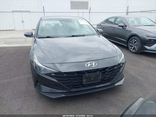 2021 HYUNDAI ELANTRA SE 6