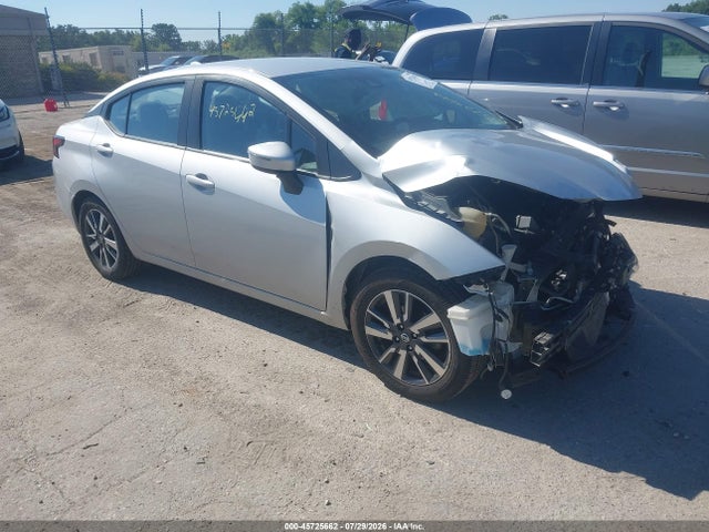 2021 NISSAN VERSA SV XTRONIC CVT