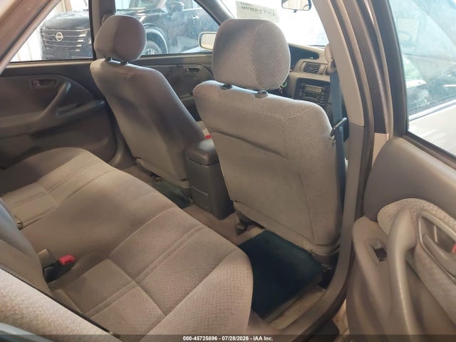 صورة 8 لـ 2001 Toyota CAMRY LE