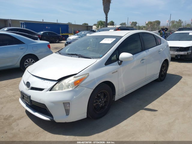 2012 Toyota PRIUS TWO — фото 2