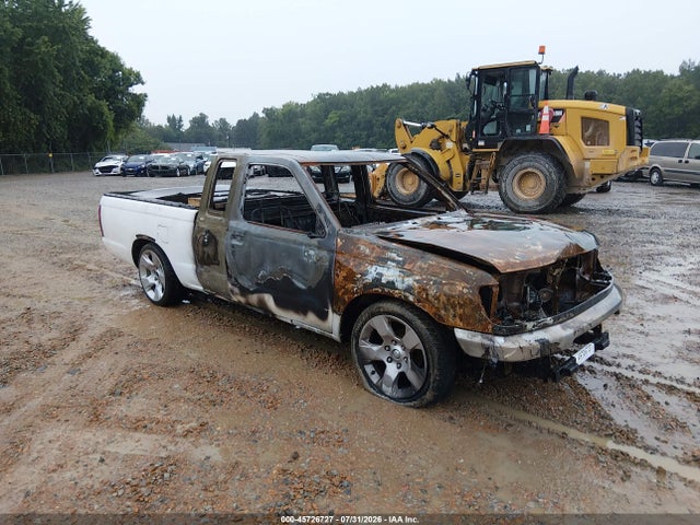 2000 NISSAN FRONTIER XE