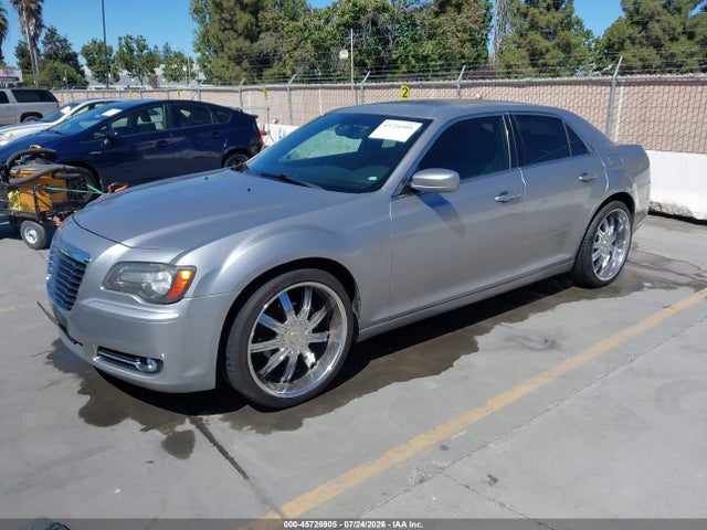 صورة 2 لـ 2013 Chrysler 300 300S