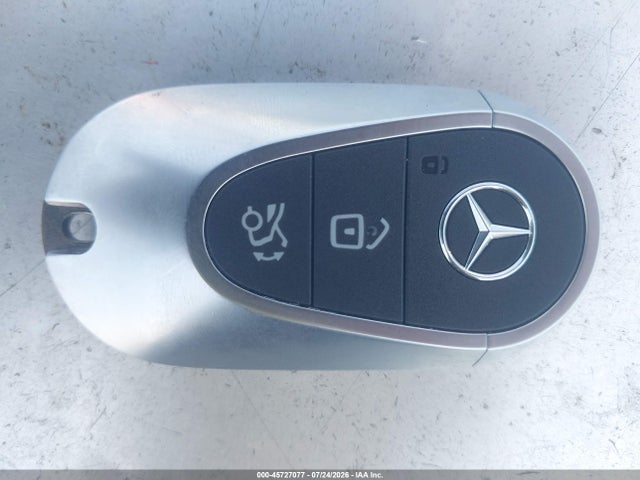 2026 MERCEDES-BENZ GLC 300 SUV 11