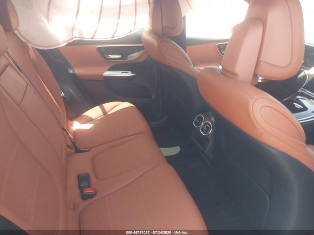 2026 MERCEDES-BENZ GLC 300 SUV 8