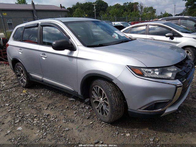 2017 MITSUBISHI OUTLANDER ES
