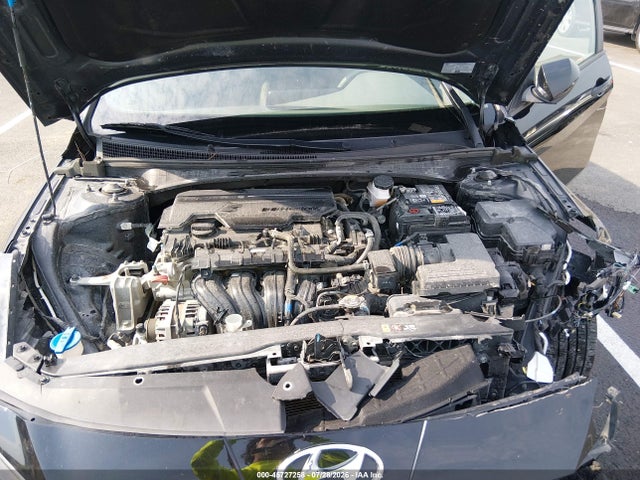 2022 HYUNDAI ELANTRA SEL 10