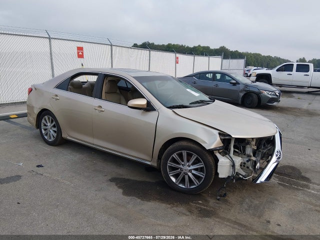 2012 TOYOTA CAMRY XLE V6
