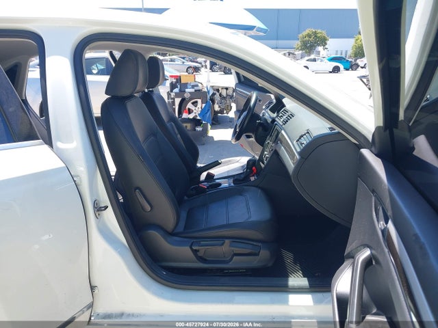 2017 Volkswagen PASSAT 1.8T SE — фото 5