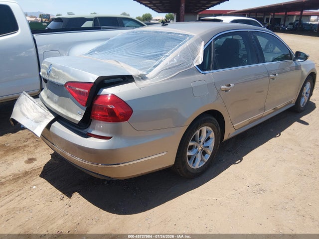 2016 Volkswagen PASSAT 1.8T S — фото 4