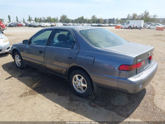 1997 Toyota CAMRY LE — фото 3