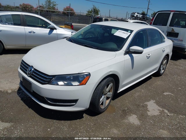 2013 Volkswagen PASSAT 2.5L SE — фото 2