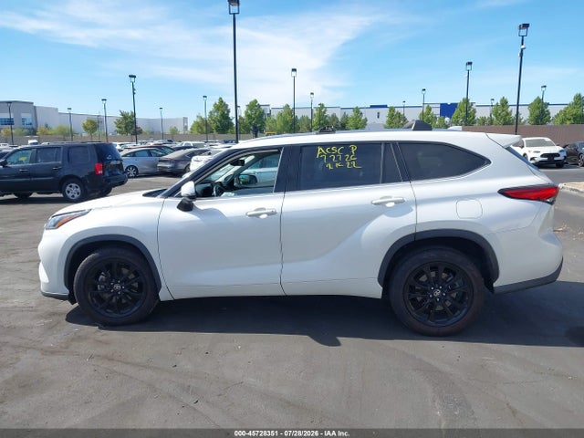 2020 TOYOTA HIGHLANDER LIMITED 14