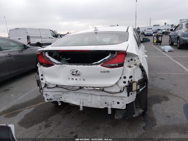 2020 HYUNDAI IONIQ HYBRID SE 17