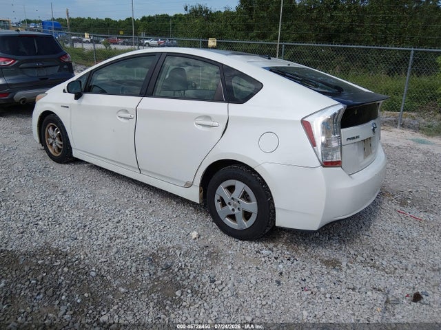 2011 Toyota PRIUS FOUR — фото 3