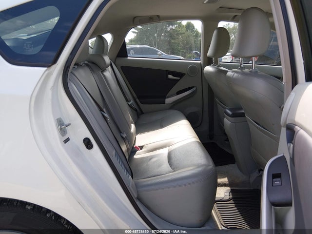 2011 Toyota PRIUS FOUR — фото 8