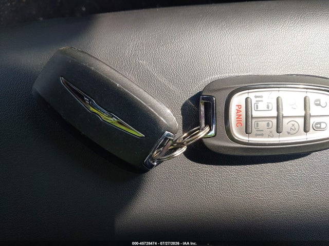 2024 CHRYSLER PACIFICA TOURING L 11