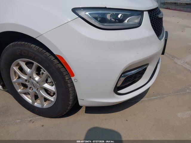2024 CHRYSLER PACIFICA TOURING L 12