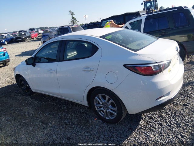 صورة 14 لـ 2017 Toyota YARIS IA