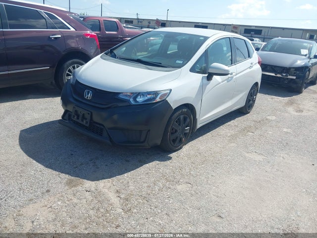 2015 Honda FIT LX — фото 2