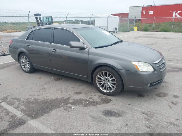 2006 TOYOTA AVALON XLS