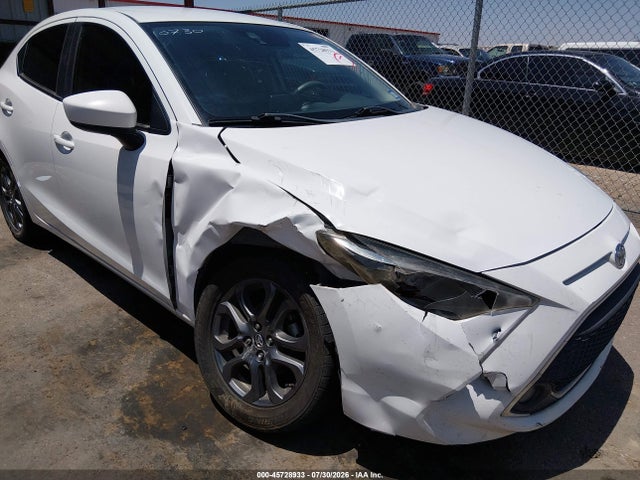 2019 TOYOTA YARIS LE 6