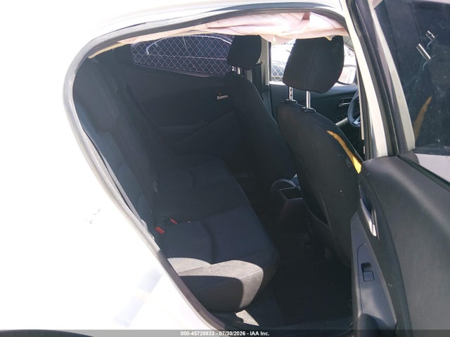 2019 TOYOTA YARIS LE 8
