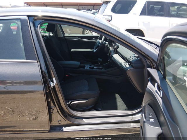 صورة 5 لـ 2026 KIA K5 LXS FWD