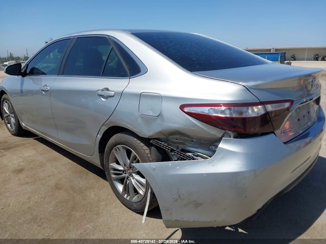 2015 Toyota CAMRY SE 照片 6