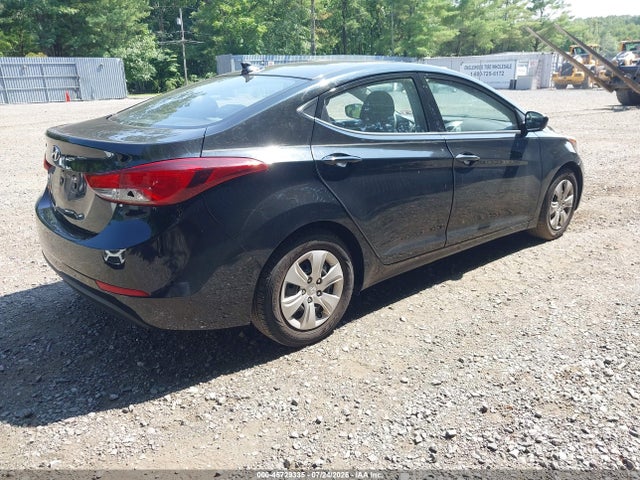 2016 Hyundai ELANTRA SE 照片 4